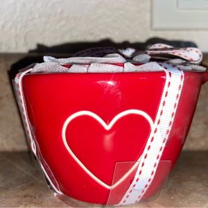 Rae Dunn heart mc’s